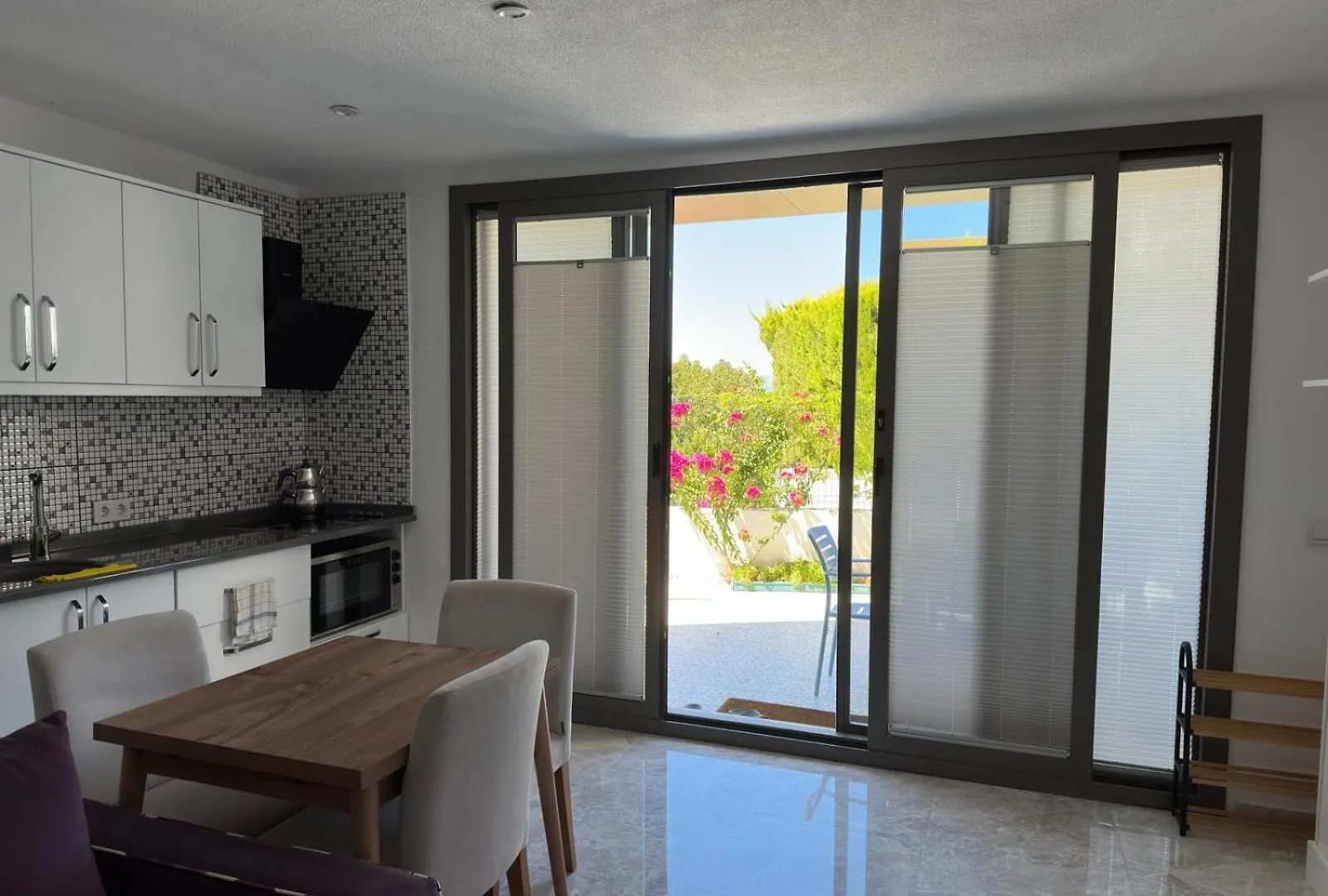 Single Room At Adabuku Seba Solemar Holiday Site -Luxury Beach Utilities Included Bogazici Lejlighed